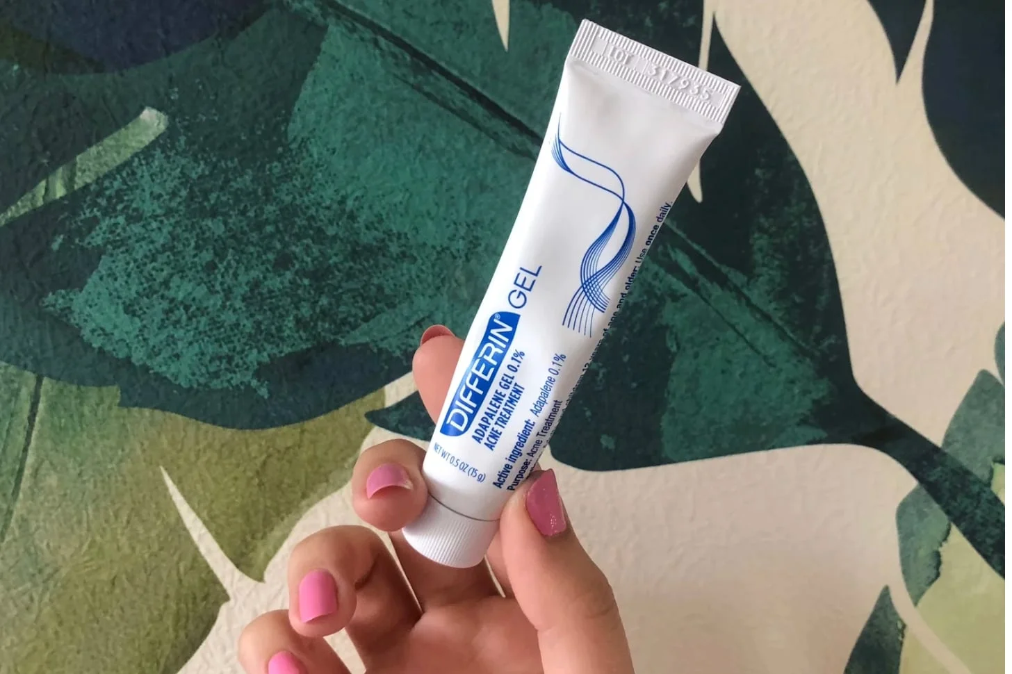 Adapalene vs Retinol — What's the Difference and Which Should You Use?